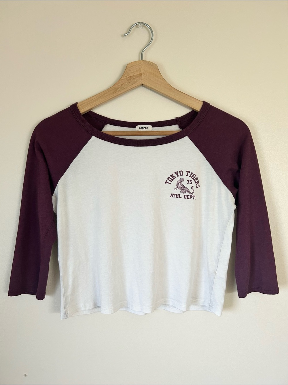 GARAGE Tokyo Tigers Cropped Raglan Baseball Baby Tee White Purple 3/4 Sleeve XS